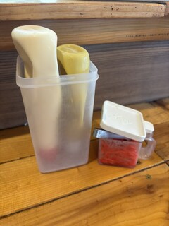 Atterimen Koji - The presence of mayonnaise reflects the influence of Nagoya. It seems that even chilled Chinese noodles from convenience stores in Nagoya come with mayonnaise.