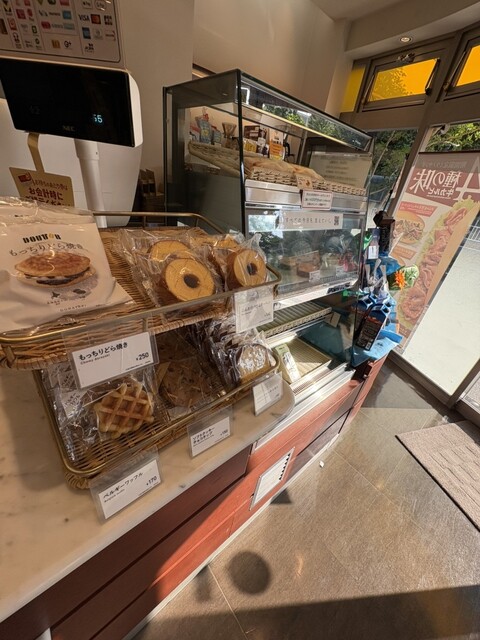 Doutor Coffee Shop Naeki Nashinken Biru Ten photo 2