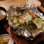 いまここ和食 武屋食堂 仙台中央店 - 味噌ホルモン鉄板焼き定食