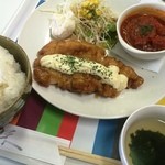 O.B・WEST - チキン南蛮と豆腐ハンバーグランチ（８００円）