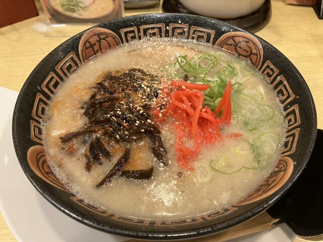 Hakata Nagahama Ramen Yumekaido Shijooji Ten photo 2