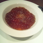 カマラード　サッポロ - エゾ鹿のコンソメのピューレ雲丹添えだよ