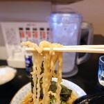 ラーメン ツバメ - 手揉みちぢれ麺！