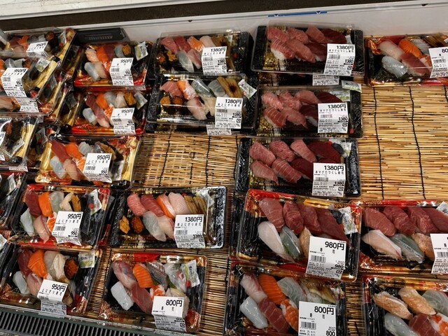 岡田商店 - 高松町/コンビニ・スーパー | 食べログ