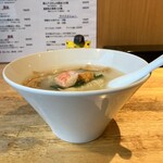ハナヤマZ - 器は、割と深いので、意外にボリュームありました