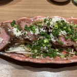 から揚げドラゴンチキン ハイボール キムにい - ラム肉たたき