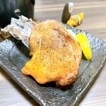 寿し×海鮮酒場 酔灯屋 - ちょっとローストチキンっぽくて
私、この骨付鳥好きですね♡