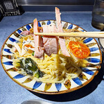 うずとかみなり - 短冊切りの「吊るし焼きチャーシュー」