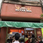 Banh Mi Huynh Hoa - 