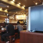 丸亀製麺 - 店内