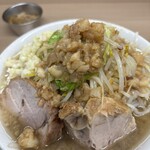 ラーメン荘 歴史を刻め つ - 麺150g汁あり全マシ
