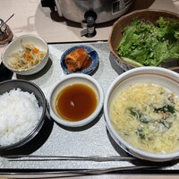 牛刺しと焼肉 仔虎 クリスロード店 - 