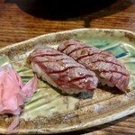 海人居酒屋　源 - 石垣牛炙りにぎり（2貫）　748円

