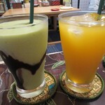 Warung Berkah Jaya - Jus Alpokat、Jus Mangga各450円