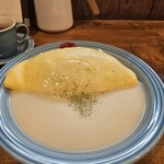 玉子物語 エッグストーリー - コーヒーカップとの比較で大きさ分かります