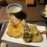 萱笑 - 