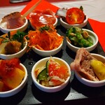 サーラ・マンジェ・ドゥ・クール  - 