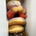 ミスタードーナツ - 料理写真:ﾜﾀｼはなんと言ってもフレンチクルーラー推し 長女は分かってるので必ずチョイスしてきてくれる♡