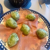 Trattoria Tabule - ゼッポリーニと薄切りハモンセラーノ