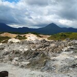 海峡荘 - 恐山　硫黄が至る所で噴出していて、おどろおどろしい雰囲気