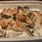 ヴィエ　ボン - サーモンとキノコ・とうもろこしポレンタ クリームグラタン ハーフ