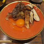 鳥茂 - すき焼き、松茸で巻いて3