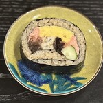 鮨駒 - 塩釜の鮪、いぶりがっこ手巻き