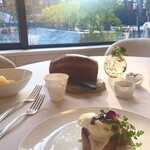 レストラン ル・ボワ(登大路ホテル) - 