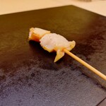 兄弟寿し - バイ貝の串焼き