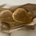 くじら屋 - カスタードと小倉あん