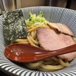 長男、もんたいちお - 白菜美味しいのです。そして今日のチャーシューはあたりでした。