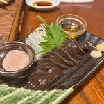 KuRa家 - 馬レバー　　炙りました