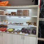 洪瑞珍三明治 重慶店 - 他にも色々、売ってました