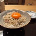 木山 - ③じゃこご飯　卵黄（小）