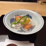 木山 - ◆焚き合わせ
      花鯛　
      ミニトマト パプリカ トウガラシ