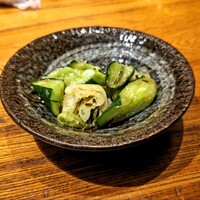 鰻う おか冨士 - お通し？きゅうり漬物