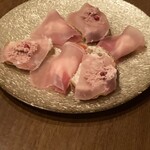 我家我家 - 前菜　チーズと生ハムとバケット