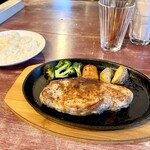 まちの洋食屋 らぐぅ - 