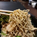 麺屋　たか - 細ちぢれ麺！徳島ラーメンにはちょっと合わなかったです