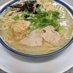 博多ラーメンしばらく - 料理写真:
