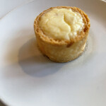 レストラン・モリエール - 玉ねぎとベーコンのタルト