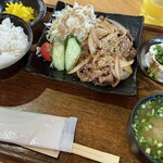 おもてなし食堂 - 