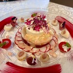 シャトー　ラ・パルム・ドール - ◉ 本日の前菜
      　海の幸とじゃがいものクロンヌ仕立て
      　ビーツのヴィネグレットソース
      　帆立、海老、小柱、カリフラワーのムース