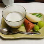 奥湯河原温泉　加満田 - 桃のムースなかなか美味しかった