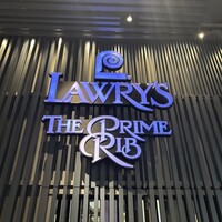 ロウリーズ・ザ・プライムリブ 大阪 - 