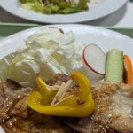 フレスガッセ - 豚ロース生姜焼き