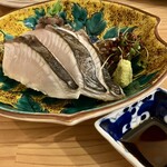 御飯屋 Kino - 鰆きずし✨️初めて戴きましたが、そこまでお酢は強く感じる事がなく…美味しいたたきを戴いてる味わいでした(⁎ᴗ͈ˬᴗ͈⁎)✨️