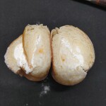 パン工房 麦の里 - オレンジフロマージュホーン(断面)