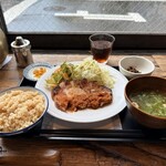 〆蕎麦 フクロウ - 玄米のプチプチ感もいい感じ！