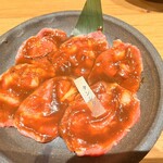 炭火焼肉 牛仁 石巻蛇田店 - タンシタのタレ